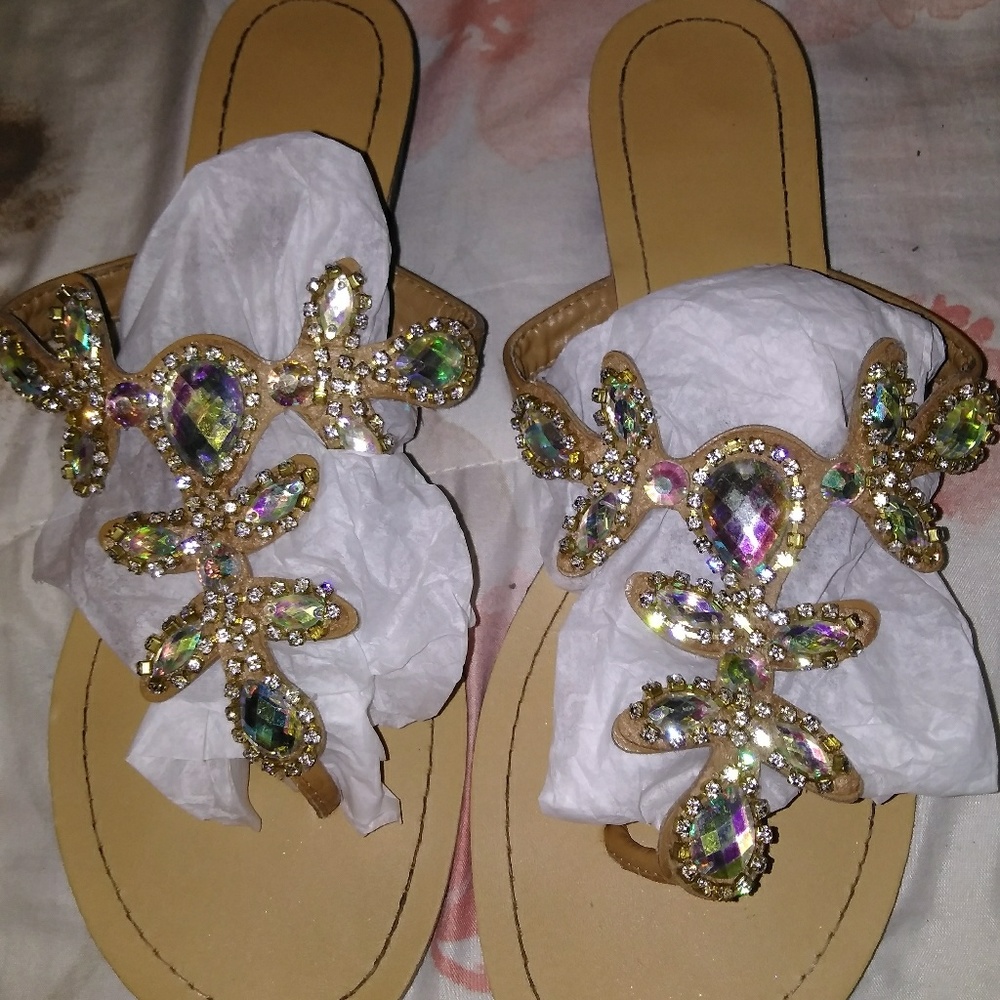 😎 sandals